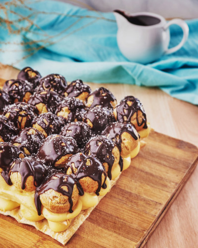 Milhojas con pastelera y dulce de leche Milhojas con pastelera y dulce de leche