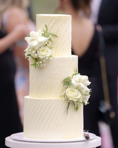 torta de casamiento Texturada con flores