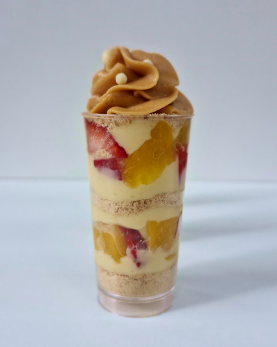 Vasito de crema pastelera y frutas, Postre en shot